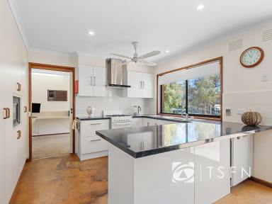 House For Sale - VIC - Maiden Gully - 3551 - Potential plus on 1 acre
Ideal semi-rural in Maiden Gully (Image 2)