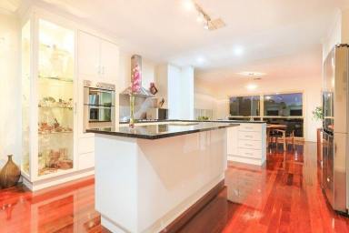 House For Sale - NSW - Buronga - 2739 - Stunning Riverfront Lifestyle  (Image 2)