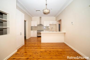 House For Lease - NSW - Turvey Park - 2650 - SPACIOUS FAMILY LIVING (Image 2)