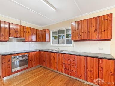 House For Sale - QLD - Mareeba - 4880 - VERSATILE FAMILY HOME OR PRIME INVESTMENT IN A SOUGHT-AFTER LOCATION (Image 2)