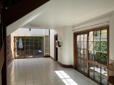 Terrace Leased - VIC - South Melbourne - 3205 - 3 Bedroom Victorian Terrace (Image 2)