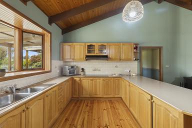 House For Sale - VIC - Seymour - 3660 - Fabulous Rural Lifestyle on 6 Acres Spacious Family Home with Pool, Privacy & Convenience  (Image 2)