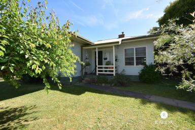 House For Sale - VIC - Beechworth - 3747 - A Convenient Beechworth Location With Space to Add Value  (Image 2)