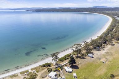 House For Sale - TAS - Sloping Main - 7186 - "Once in a Lifetime" Positioned where you can watch the child swim from your front room. (Image 2)