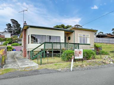 House For Sale - TAS - Primrose Sands - 7173 - Make your memories here (Image 2)