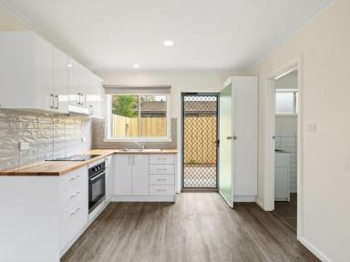 Unit For Lease - VIC - Bairnsdale - 3875 - SPACIOUS ONE BEDROOM UNIT  (Image 2)