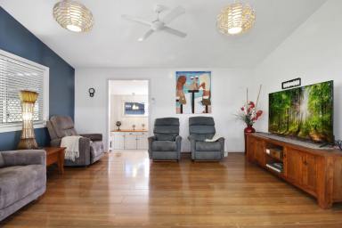 House For Sale - QLD - Macleay Island - 4184 - Private Dual-Living Retreat Overlooking Conservation - Walk to the Water  (Image 2)