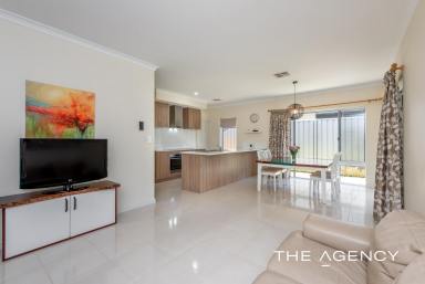 House For Sale - WA - Craigie - 6025 - Good Vibes Only!  (Image 2)