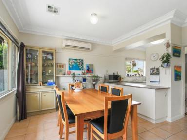 House For Sale - VIC - East Bairnsdale - 3875 - FEELS LIKE HOME  (Image 2)