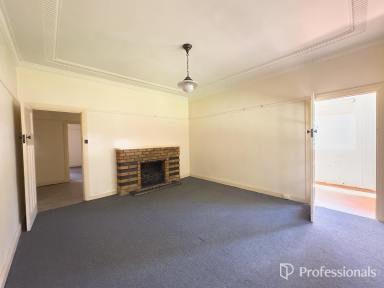 Apartment For Lease - NSW - East Tamworth - 2340 - 1/79 Upper Street (Image 2)