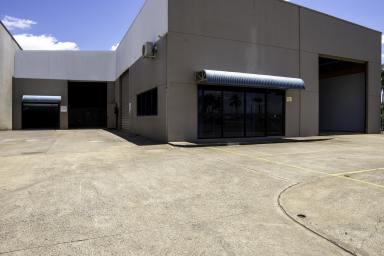 Retail For Lease - QLD - Paget - 4740 - INDUSTRIAL WORKSHOP PAGET (Image 2)