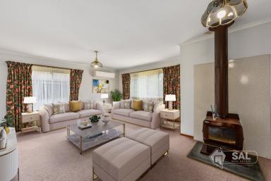 House For Sale - SA - Bordertown - 5268 - A Spacious Corner Allotment With Great Shedding & Loads of Future Potential (Image 2)