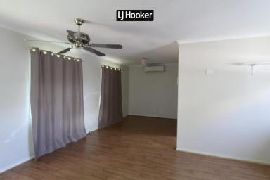 House For Lease - NSW - Inverell - 2360 - 2 Bedroom Home with Car Accomodation  (Image 2)