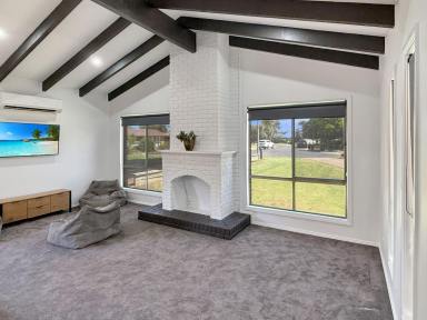 House For Sale - NSW - Leeton - 2705 - THIS IS SO APPEALING (Image 2)