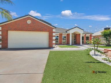 House For Sale - NSW - Moama - 2731 - Highly sought after Moama location.  (Image 2)