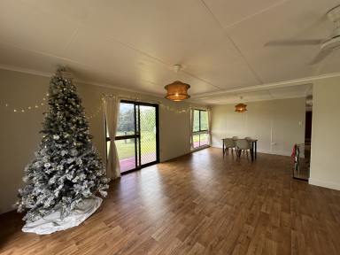 Acreage/Semi-rural For Lease - QLD - Nanango - 4615 - Fantastic Renovated 4 Bedroom Home on 6.3 Acres! (Image 2)