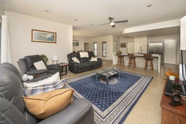 House For Sale - VIC - Swan Hill - 3585 - Architecturally Designed Luxury With Exceptional Extras (Image 2)