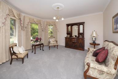 House For Sale - NSW - Murray Downs - 2734 - Live where the greens are always calling!!! (Image 2)