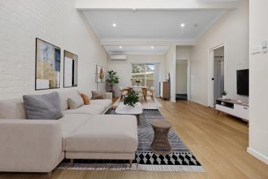 Duplex/Semi-detached For Sale - NSW - Raymond Terrace - 2324 - FRESHLY UPDATED DUPLEX THAT TICKS ALL THE BOXES (Image 2)