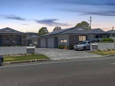 Villa For Sale - NSW - Albion Park - 2527 - Near-New Designer Villa in Walk-to-Everything Location (Image 2)