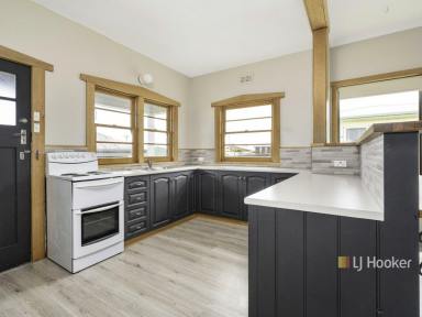 House For Sale - TAS - East Devonport - 7310 - Take Me Home To Torquay  (Image 2)