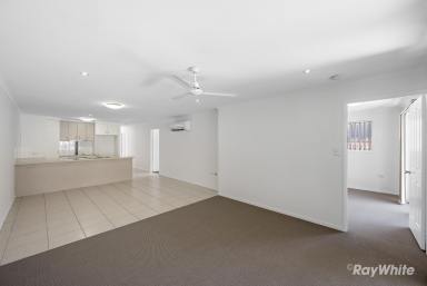 House For Sale - QLD - New Auckland - 4680 - MODERN THREE-BEDROOM UNIT - PERFECT FOR HOMEOWNERS OR INVESTORS!  (Image 2)