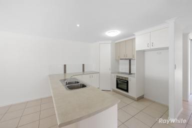 House For Sale - QLD - New Auckland - 4680 - MODERN THREE-BEDROOM UNIT - PERFECT FOR HOMEOWNERS OR INVESTORS!  (Image 2)