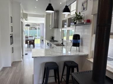 House Sold - VIC - Flora Hill - 3550 - OFF MARKET OPPORTUNITY (Image 2)