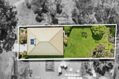 House For Sale - VIC - Quarry Hill - 3550 - Premium Quarry Hill Address with an Enviable Parkland Outlook  (Image 2)