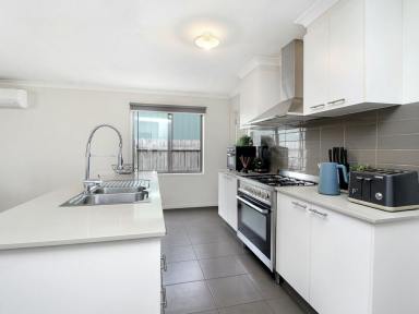 House For Sale - VIC - Lucknow - 3875 - 19D MAUDE STREET – EXCELLENT INVESTMENT  (Image 2)