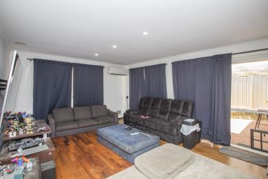 House For Sale - WA - Alexander Heights - 6064 - CUL DE SAC MASTER PIECE           { seller bought elsewhere}  (Image 2)