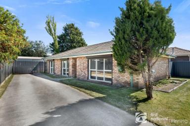 House For Sale - VIC - Cranbourne - 3977 - PERFECT DUAL- OCC OPPORTUNITY (STCA) ON AN EXCEPTIONAL 615m2 (approx.) ALLOTMENT!  (Image 2)