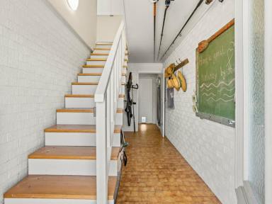 House For Sale - NSW - Manning Point - 2430 - 'SEA ESTA' - YOUR RELAXED COASTAL RETREAT  (Image 2)