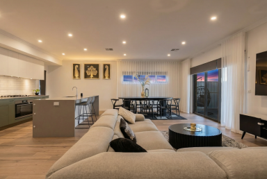 House For Sale - VIC - Mildura - 3500 - Grand Family Living with Modern Comfort in a Sought-After Location  (Image 2)