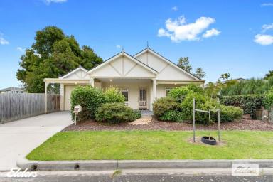 Townhouse For Sale - VIC - Yarram - 3971 - BEST QUALITY IN TOWN (Image 2)