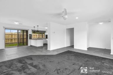 House For Sale - VIC - Cranbourne - 3977 - Prime Location - Renovated to Perfection  (Image 2)