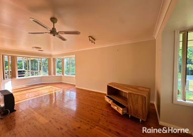 House For Lease - NSW - Nowra - 2541 - Spacious Home with Leafy Outlook (Image 2)