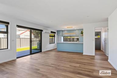 Unit For Sale - TAS - Ulverstone - 7315 - BRAND NEW CONTEMPORARY 2-BEDROOM UNIT (Image 2)