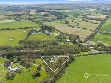 House For Sale - VIC - Fish Creek - 3959 - RENOVATION OPPORTUNITY WITH RURAL OUTLOOK (Image 2)