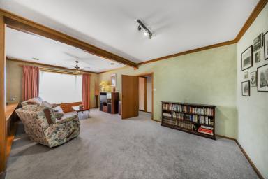 House For Sale - NSW - Batlow - 2730 - Batlow Beauty!  (Image 2)