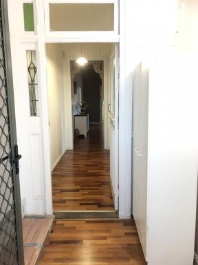 House For Lease - QLD - Nambour - 4560 - Large residence, close to all amenities (Image 2)