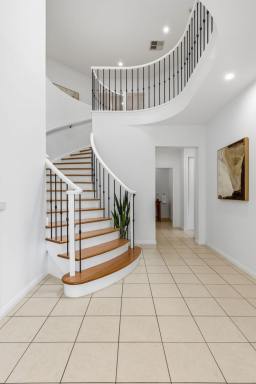 House For Sale - VIC - Flora Hill - 3550 - Discover Something Special in Flora Hill (Image 2)