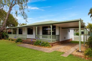 House For Sale - NSW - Maloneys Beach - 2536 - Fully Renovated Coastal Retreat (Image 2)