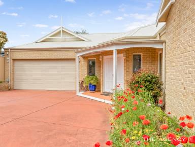 House For Sale - WA - Bicton - 6157 - ***First Viewing 6-6.30pm Tuesday December 16th *** (Image 2)