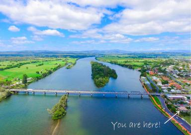 House For Lease - NSW - Taree - 2430 - Be regal by the River! (Image 2)