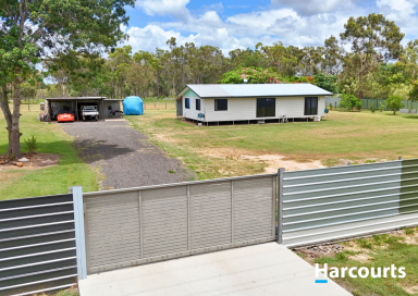 House For Sale - QLD - Moorland - 4670 - Simple Country Living! 15mins to CBD  (Image 2)
