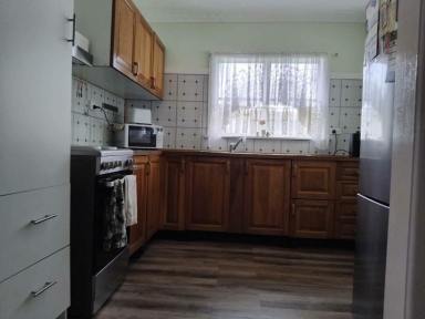 House For Sale - NSW - Inverell - 2360 - COTTAGE CHARM - FULLY FURNISHED (Image 2)