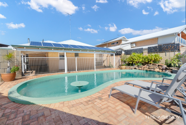 House For Sale - WA - Wonnerup - 6280 - Premium Beachside Living Begins Here – Spacious 4x2 Family Haven on large 961sqm lot Home Open 10/1/26  1pm -2pm  (Image 2)