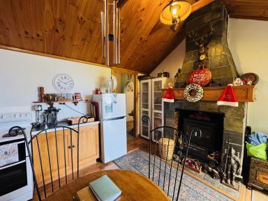 House For Sale - TAS - Wivenhoe - 7320 - Wonderful Wivenhoe (Image 2)