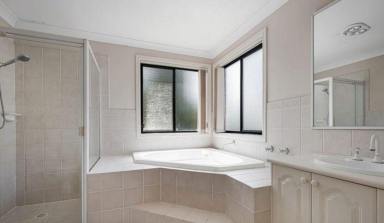 House For Lease - NSW - Beaumont Hills - 2155 - Charming & Spacious Home for Rent (Image 2)